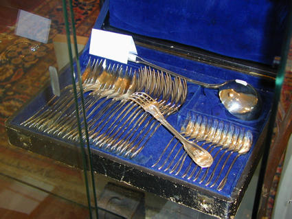 19th century canteen of cutlery